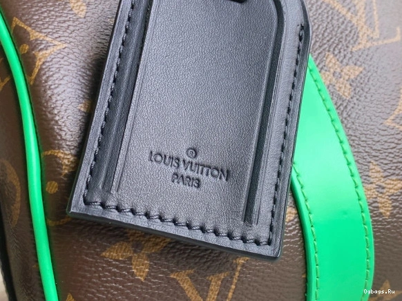 LOUIS VUITTON BANDOULIÈRE KEEPALL 25 0223